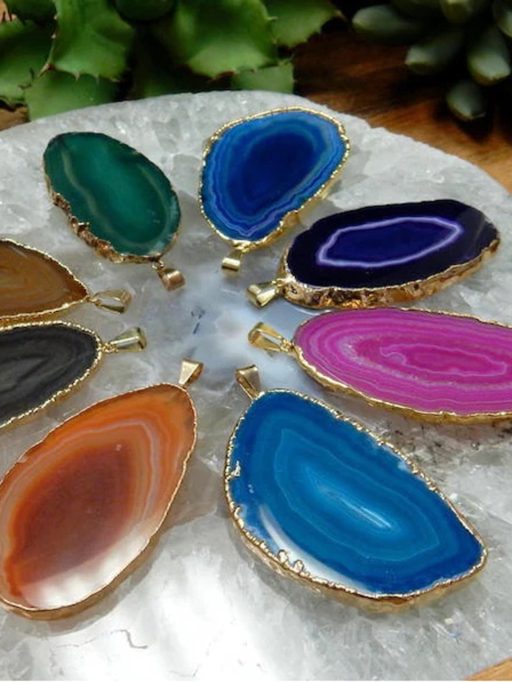 5 Agate Slice Pendants. Pack of 5 assorted